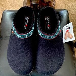 Brand new Halflinger Clogs with tags still on!  Never worn.